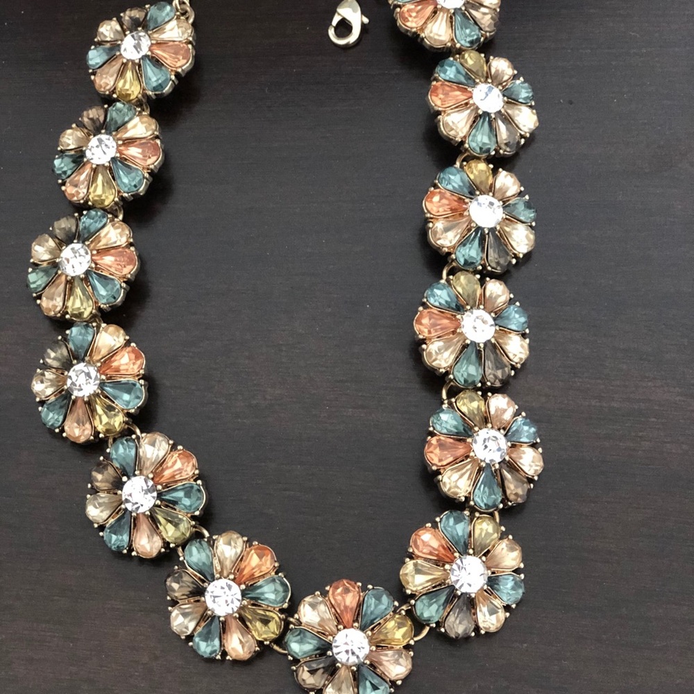 Multi color necklaces